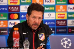 巴塞罗那前锋5场5球，助力联赛冠军争夺战！