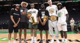 火箭队史密斯加盟：新前锋助力，三方交易优化阵容